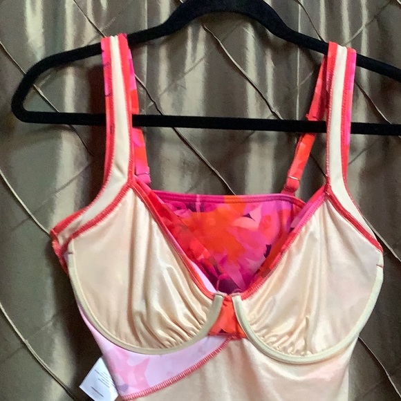 EUC- Talbots Miraclesuit Light Control Underwire Tankini - Picture 7 of 7